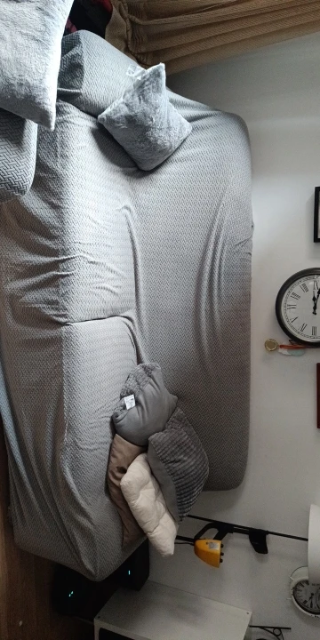 Luxurious Jacquard Sofa Cover for Custom Fit Comfort photo review