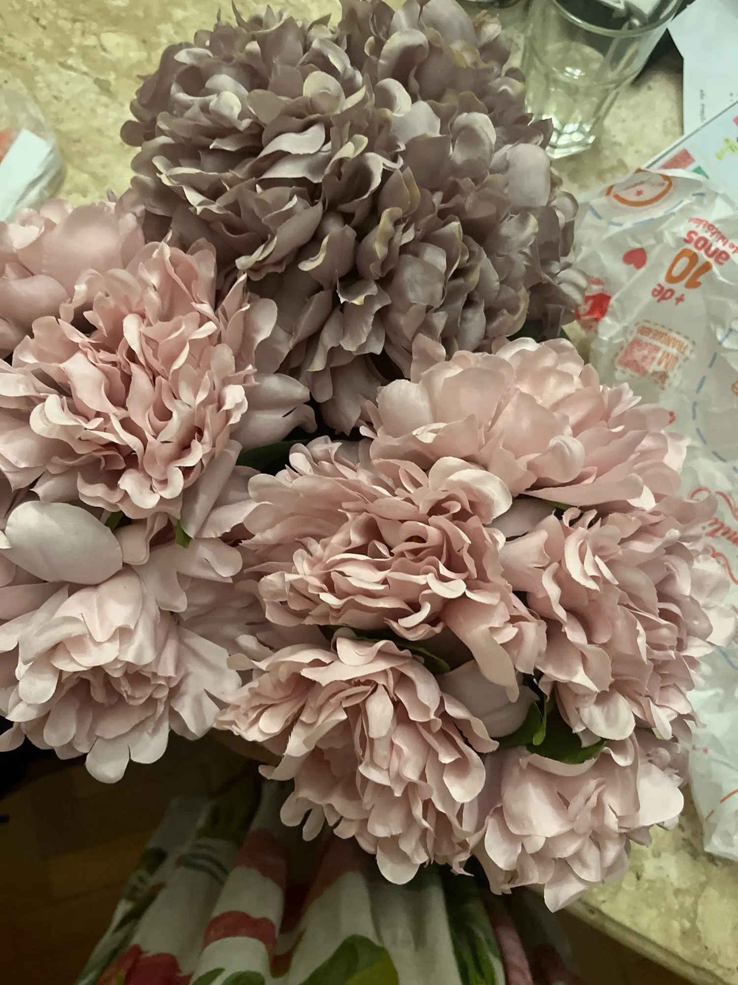 Elegant 5-Piece Hydrangea & Peony Bouquet for Home Decor photo review