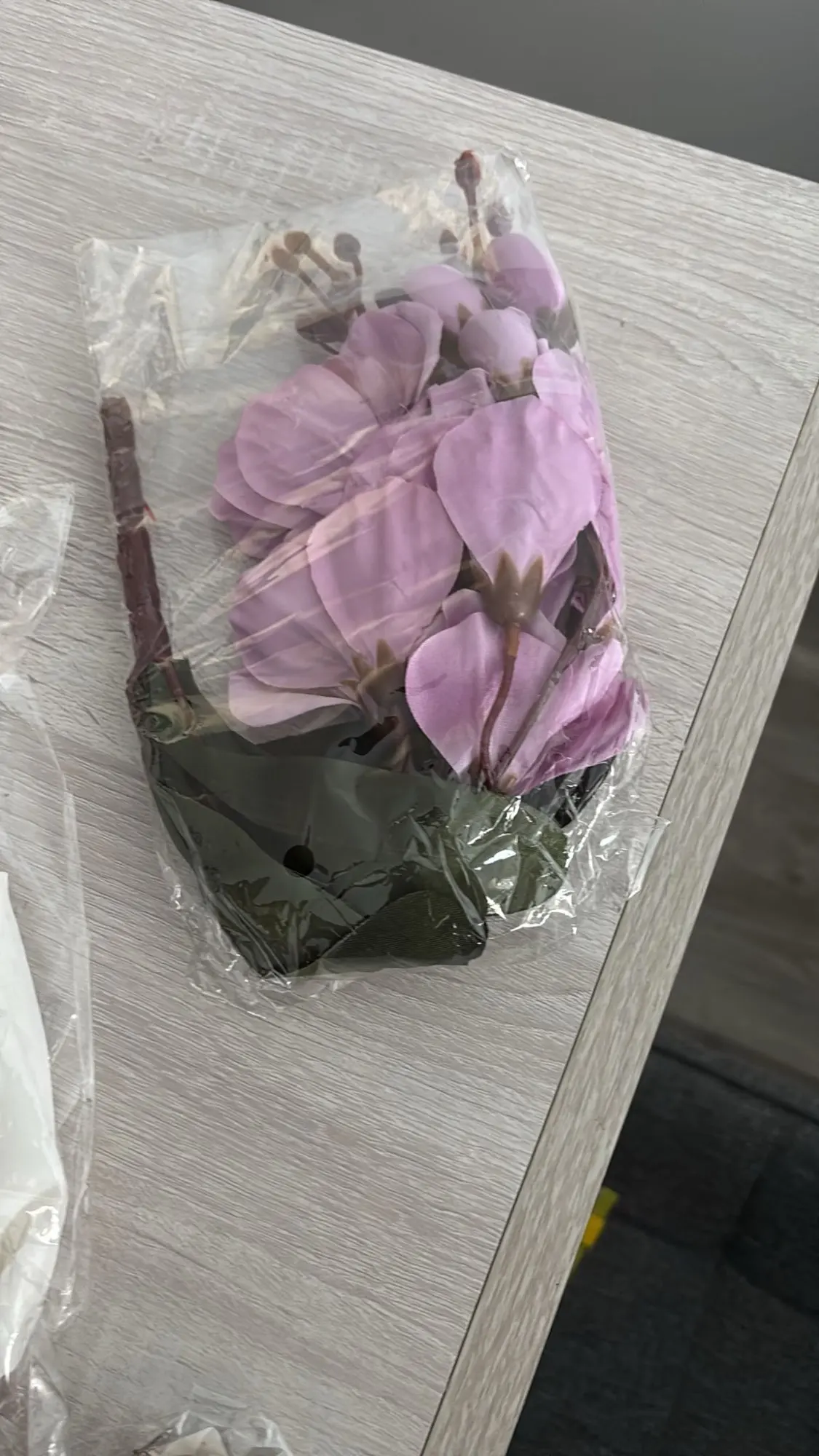 Elegant Magnolia Silk Flower Set - 5 Forks, 20 Heads for Home Decor photo review