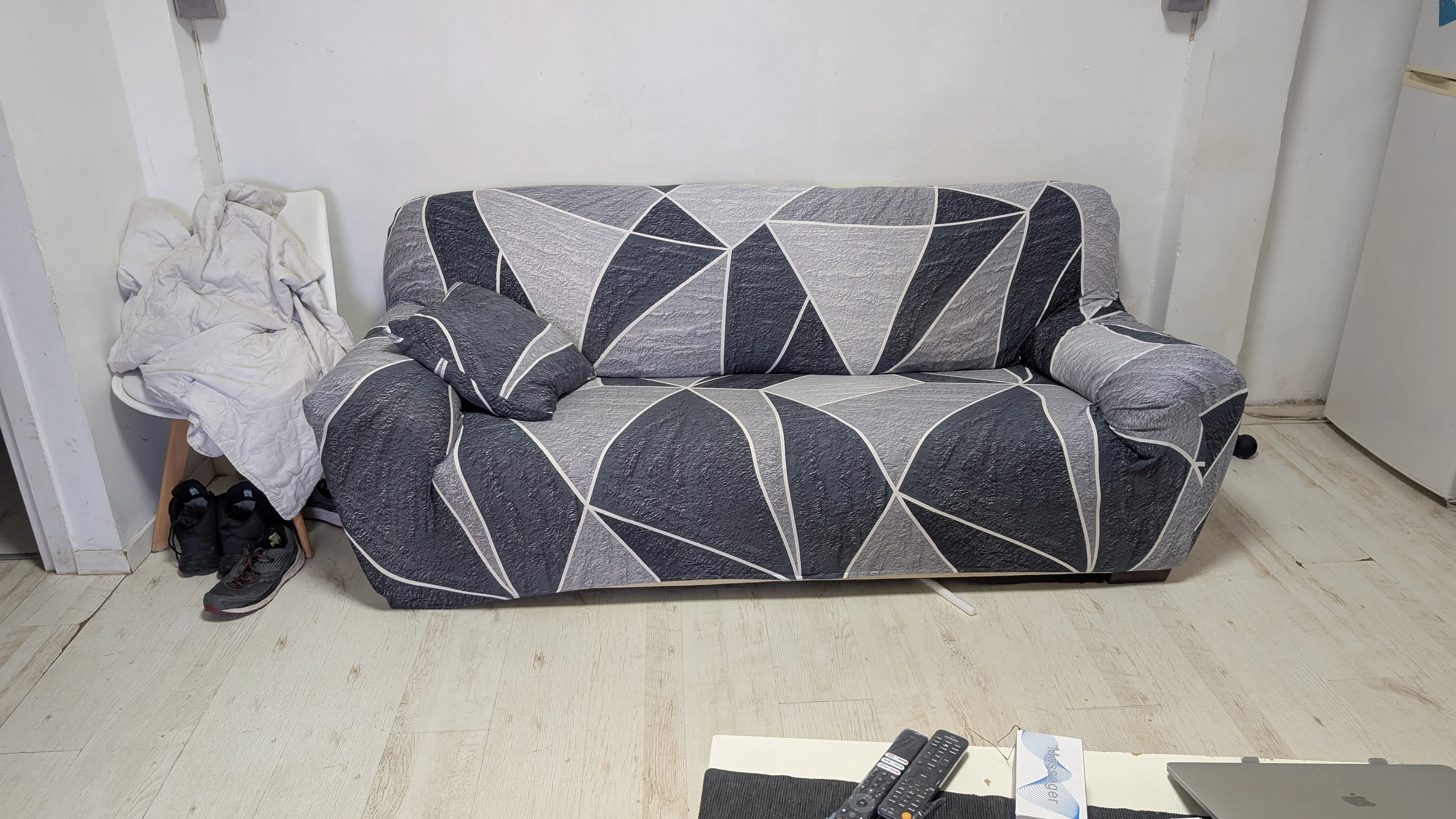 Colorful Knit Sofa Cover with Skirt for Full Coverage Comfort photo review
