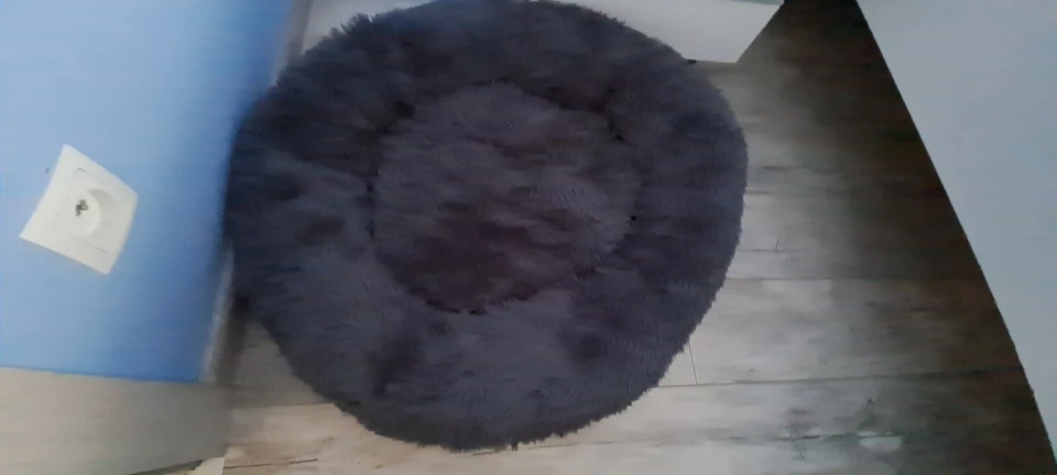 Cozy Round Pet Bed in Stylish Gradient for Large Dogs photo review