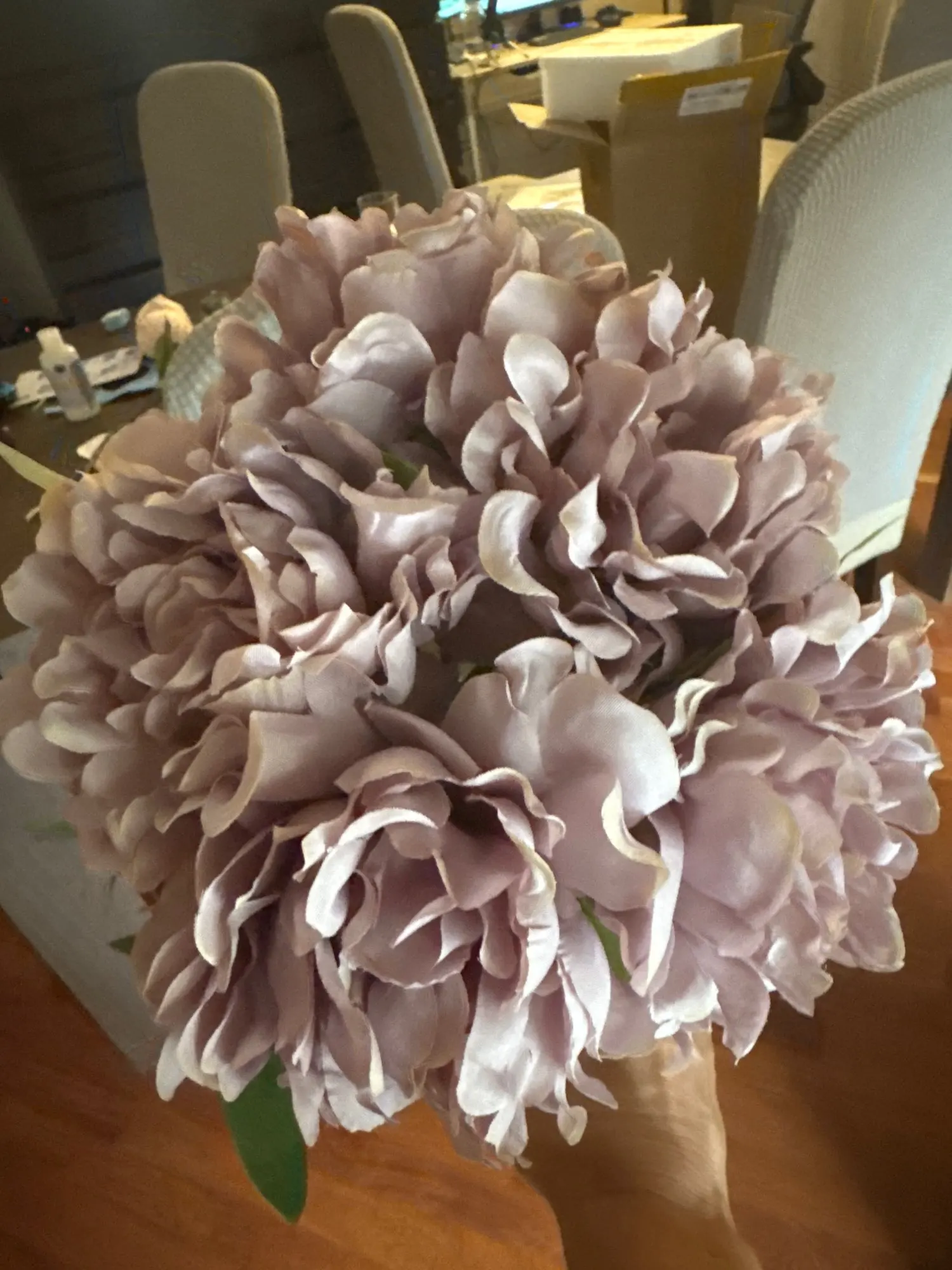 Elegant 5-Piece Hydrangea & Peony Bouquet for Home Decor photo review