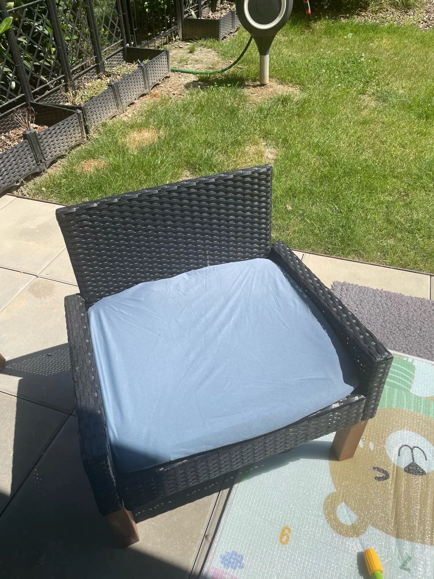 Waterproof Sofa Cushion Cover - Elastic Pet & Kid Protector photo review