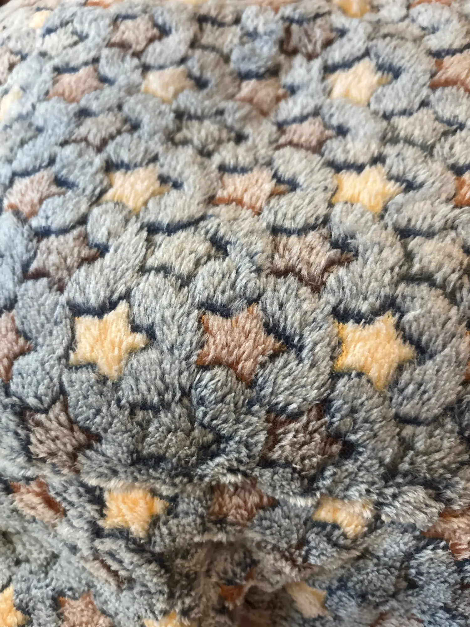 Cozy Plush Cat & Small Dog Bed Mat - Breathable & Soft photo review