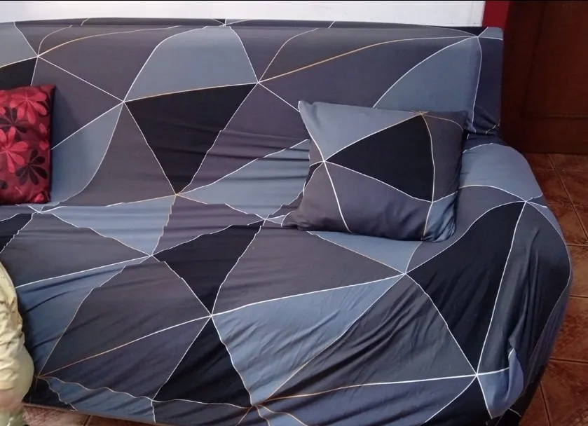 Floral Stretch Sofa Cover – Stylish Protector for Your Home photo review