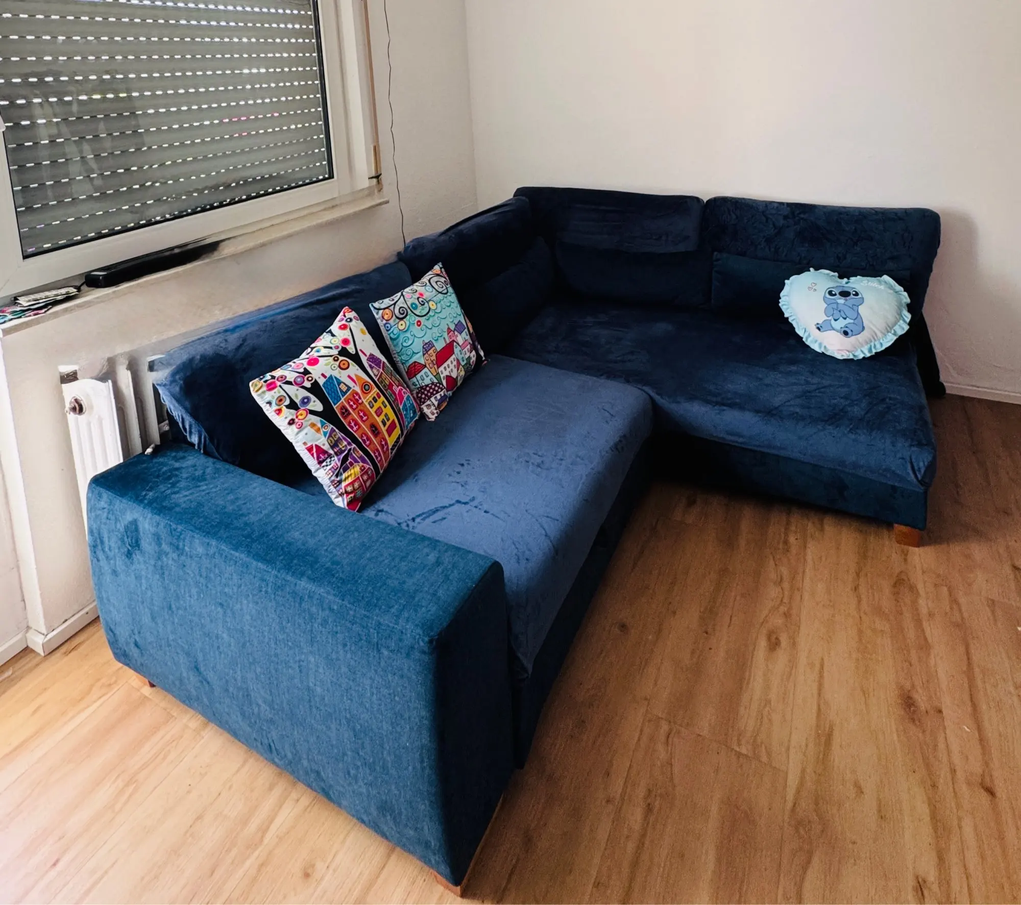 Plush Anti-Slip Sofa Slipcover for Cozy Home Style photo review