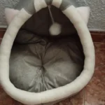 Cozy Cartoon Cat Bed: Removable, Washable, & Foldable Delight photo review