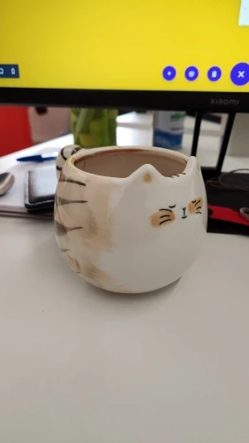 Charming Cat-Shaped Ceramic Mug - 13 oz Coffee Delight photo review