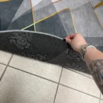 VIKAMA Round Crystal Velvet Rug - Soundproof & Stylish Comfort photo review