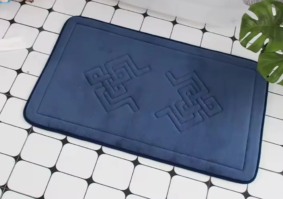 Luxurious Cobblestone Non-Slip Memory Foam Bath Mat photo review