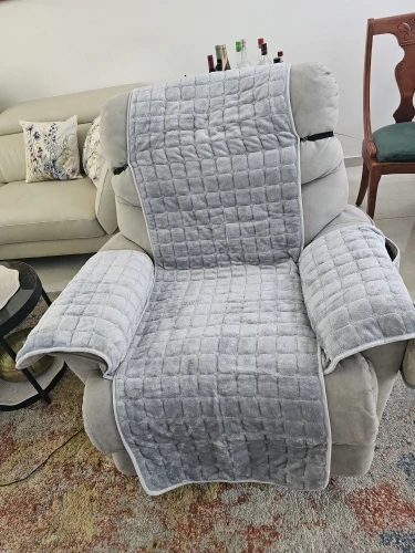 Plush Flannel Recliner Cover with Pockets - Cozy Protection photo review