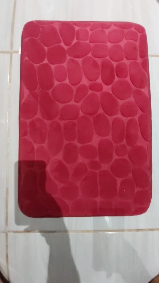 Luxurious Cobblestone Non-Slip Memory Foam Bath Mat photo review