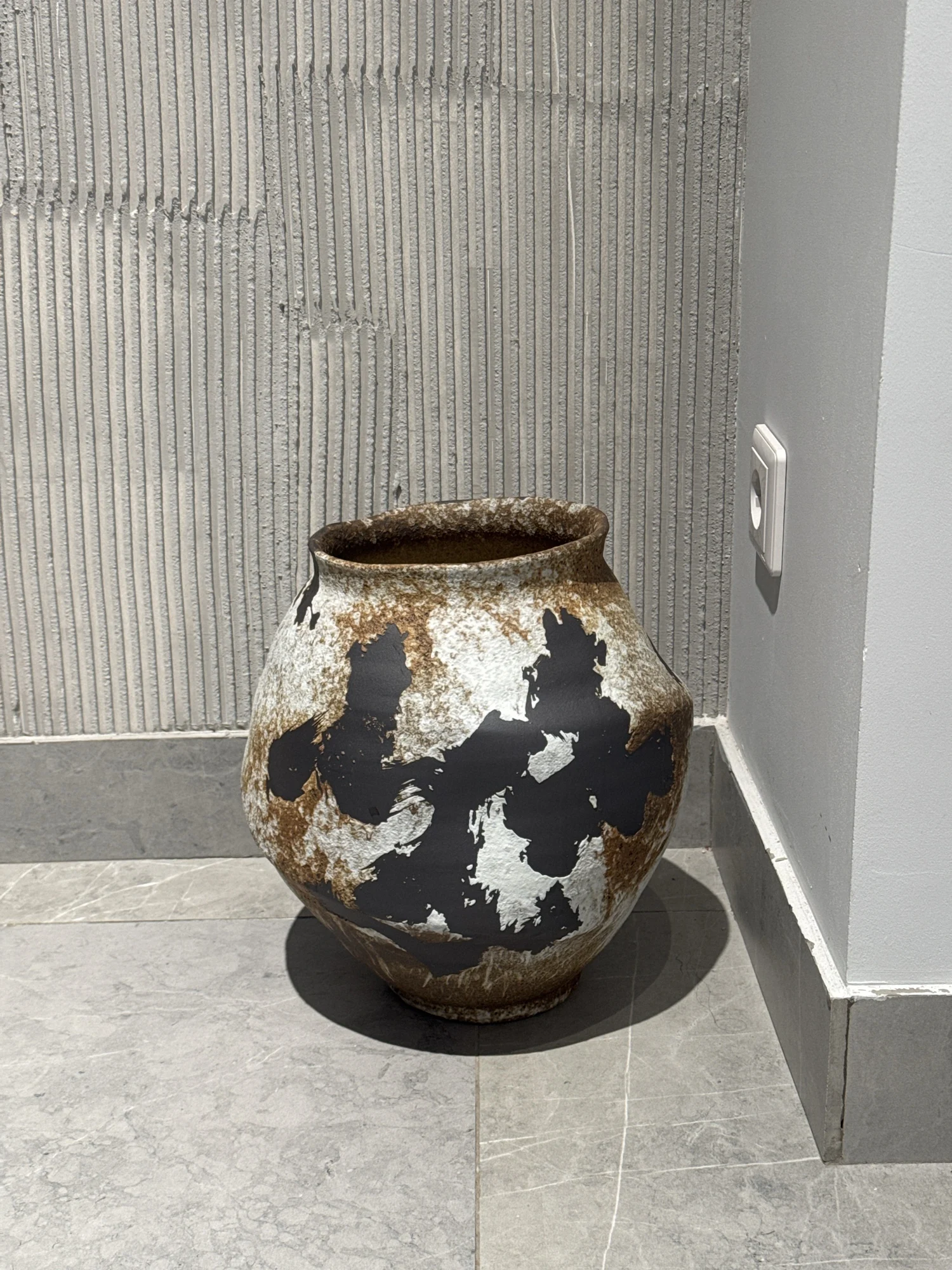 Jingdezhen Retro Wabi-sabi Rough Ceramic Handmade Vase B&B Pottery Jar New Chinese Style Dried Flower Succulent Flower Pot Home photo review