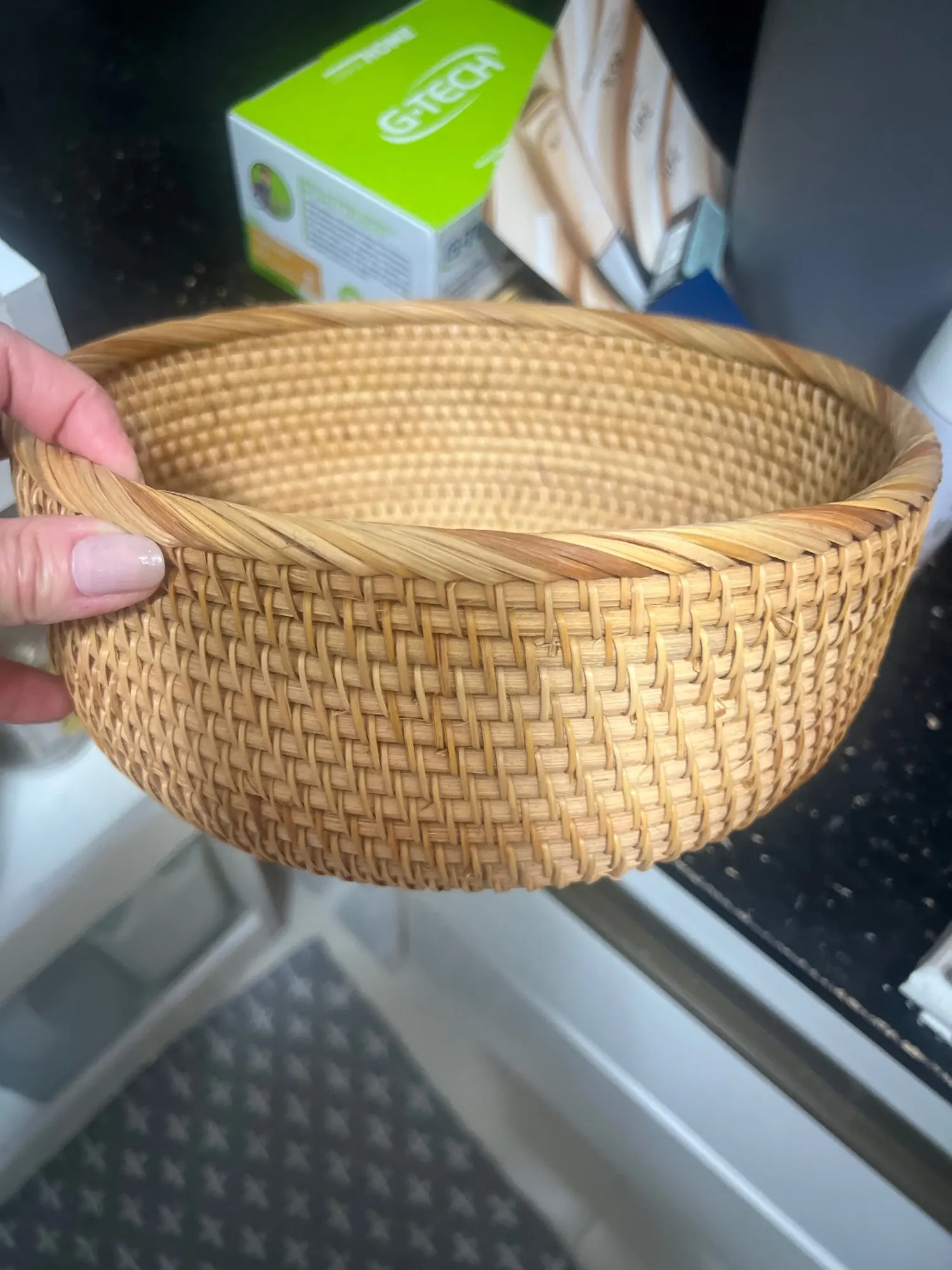 Hand-woven Rattan Wicker Basket Storage Box Fruit Tea Snack Bread Basket Cosmetic Desktop Storage Box Household Kitchen Supplies photo review