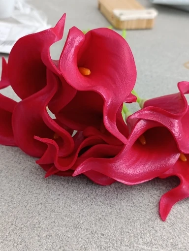 Lifelike Calla Lily Faux Flowers Set - Elegant Decor Choice photo review