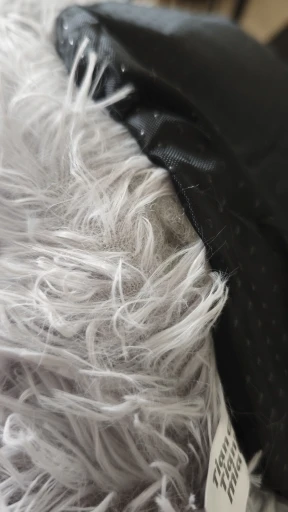 Cozy Plush Cat Bed for Ultimate Warmth & Comfort photo review