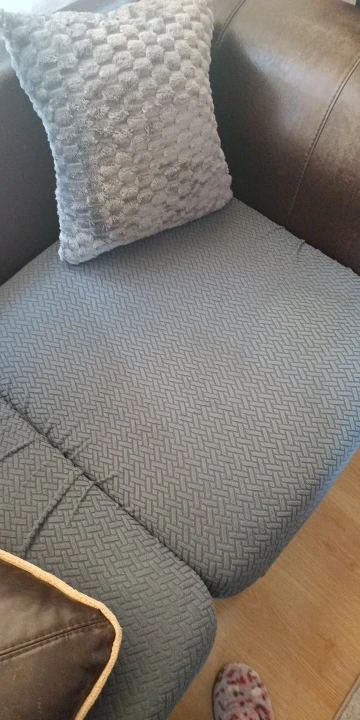 Thick Jacquard Elastic Sofa Cover - Stylish Protection for Your Couch photo review