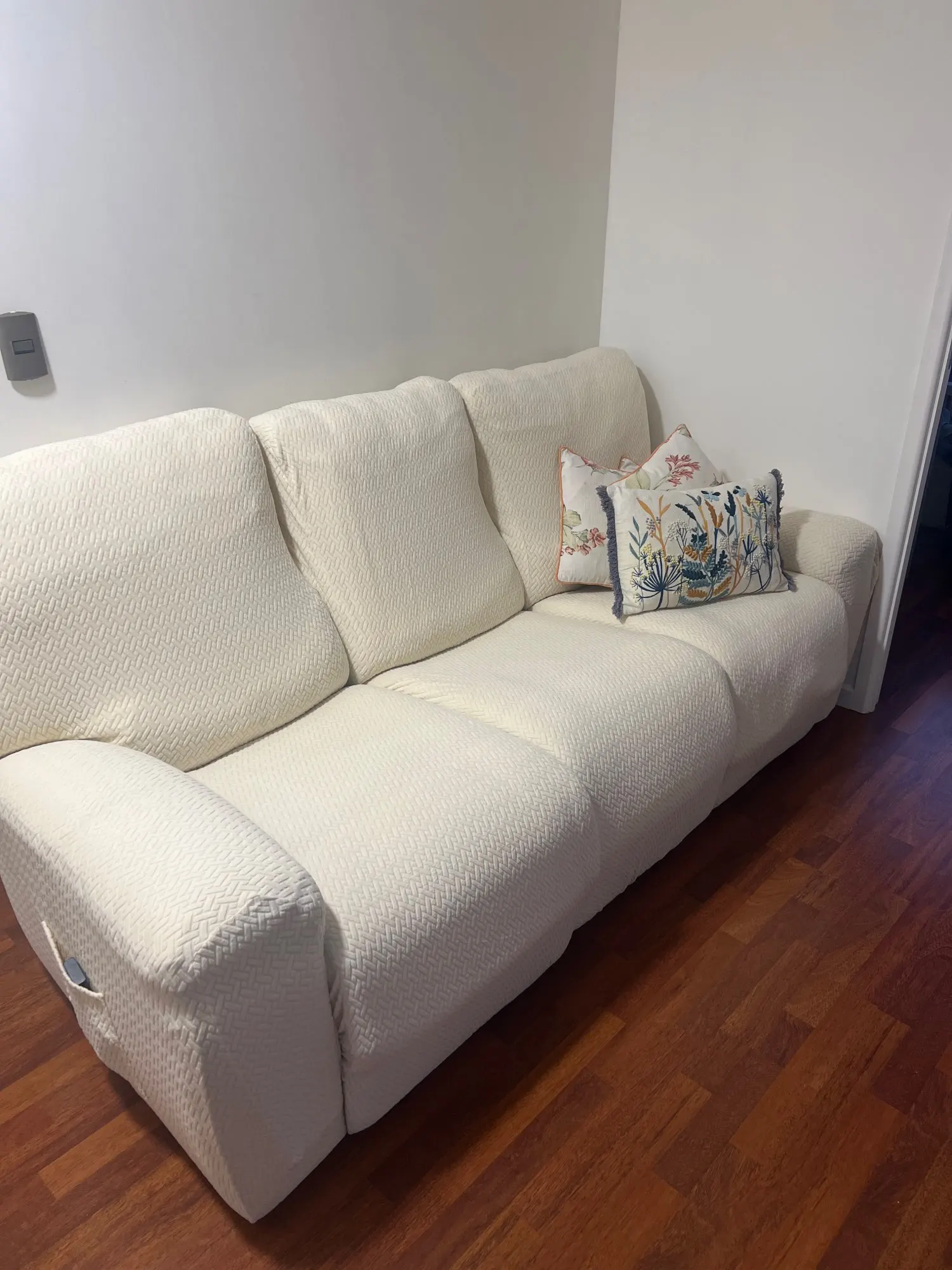 Premium Jacquard Recliner Sofa Covers - Non-Slip Comfort photo review