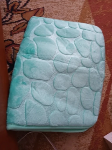 Luxurious Cobblestone Non-Slip Memory Foam Bath Mat photo review