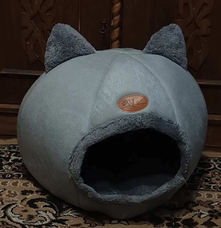 Cozy Cotton Cat Cave: Ultimate Winter Pet Bed Retreat photo review