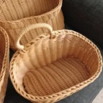 Wall Mounted Vegetable and Fruit Basket, Simulated Rattan Hanging Basket, Plastic Wall-mounted Hanging Basket, Home Decoration photo review