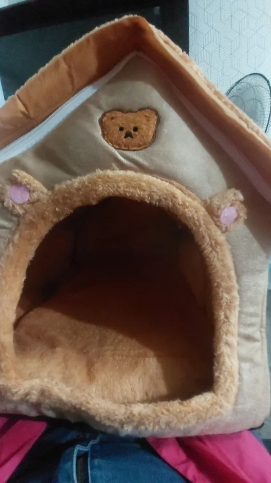 Cozy Foldable Pet House: Washable Cave for Cats & Small Dogs photo review