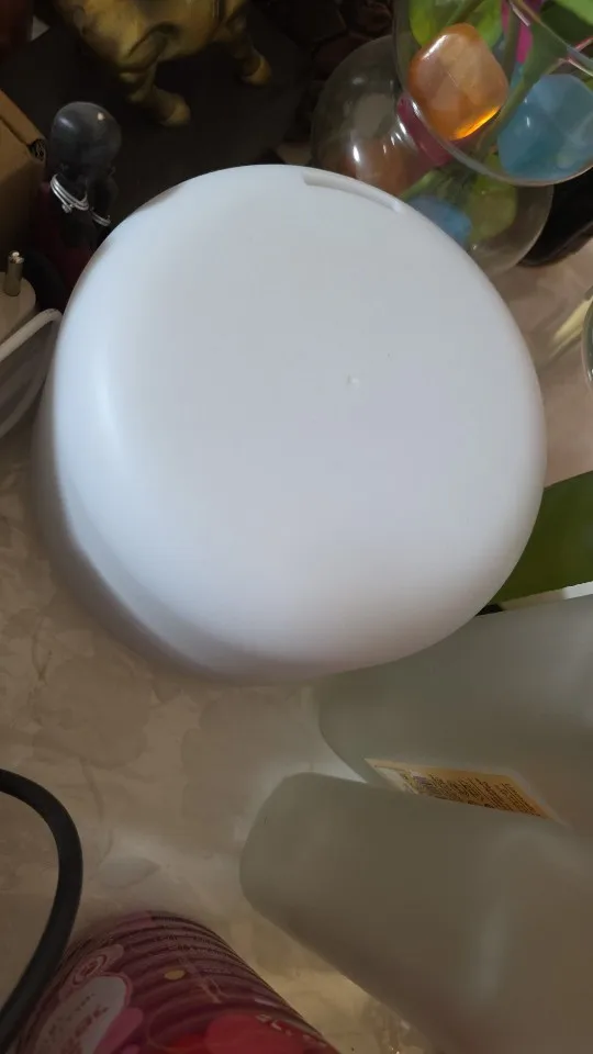 Elegant Aromatherapy Diffuser: Remote Control & LED Lights photo review
