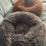 Plush Donut Cat Bed: Cozy, Washable Comfort for Pets photo review