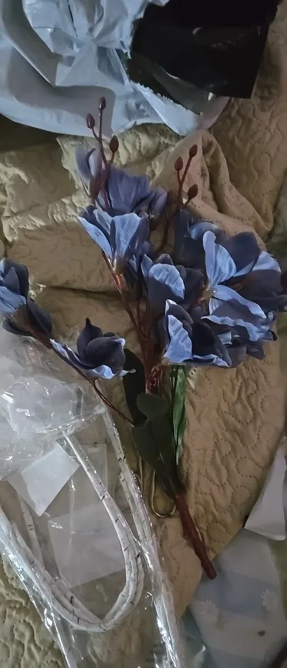 Elegant Magnolia Silk Flower Set - 5 Forks, 20 Heads for Home Decor photo review