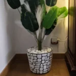 Lifelike 18-Leaf Tropical Palm Tree for Effortless Decor photo review