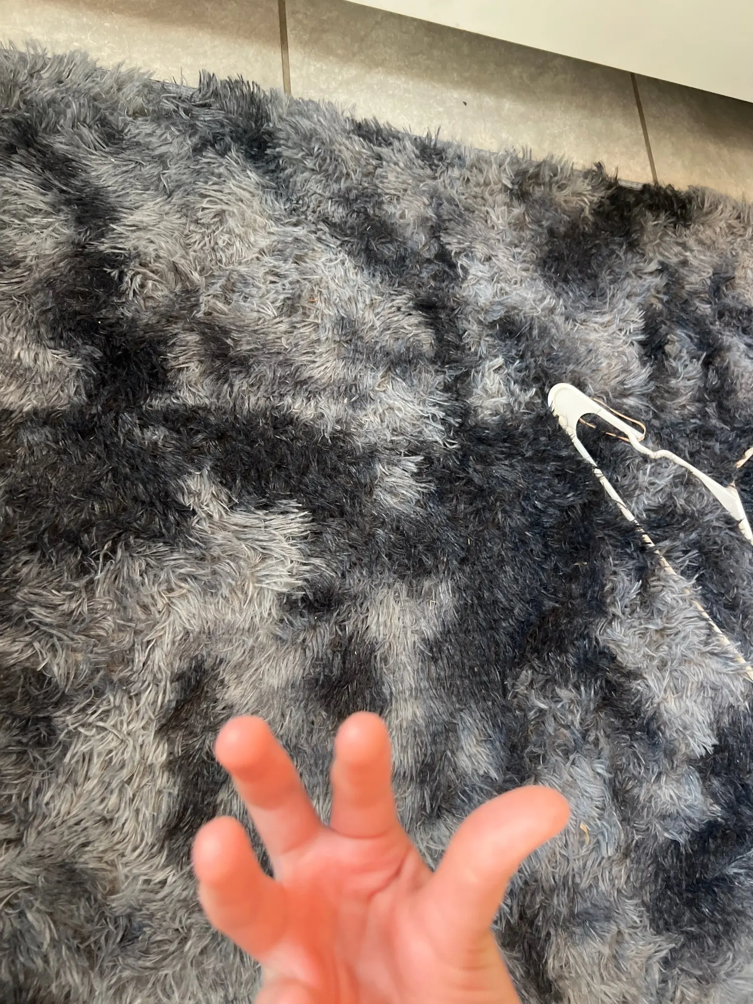 Luxurious Plush Area Rug for Cozy Living Spaces and Playrooms photo review