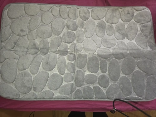 Luxurious Cobblestone Non-Slip Memory Foam Bath Mat photo review
