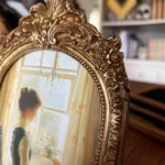 Elegant Gold Arch Photo Frame - Timeless Memory Display photo review