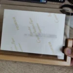 Stylish U-Shape Acrylic Photo Frame for Cherished Memories photo review