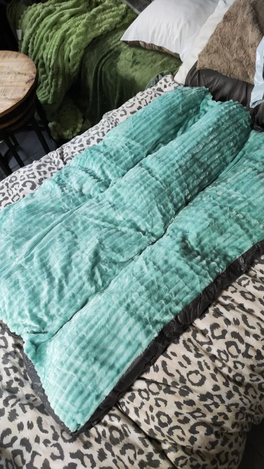 Cozy Corduroy Dog Bed - Detachable & Washable Comfort Mat photo review