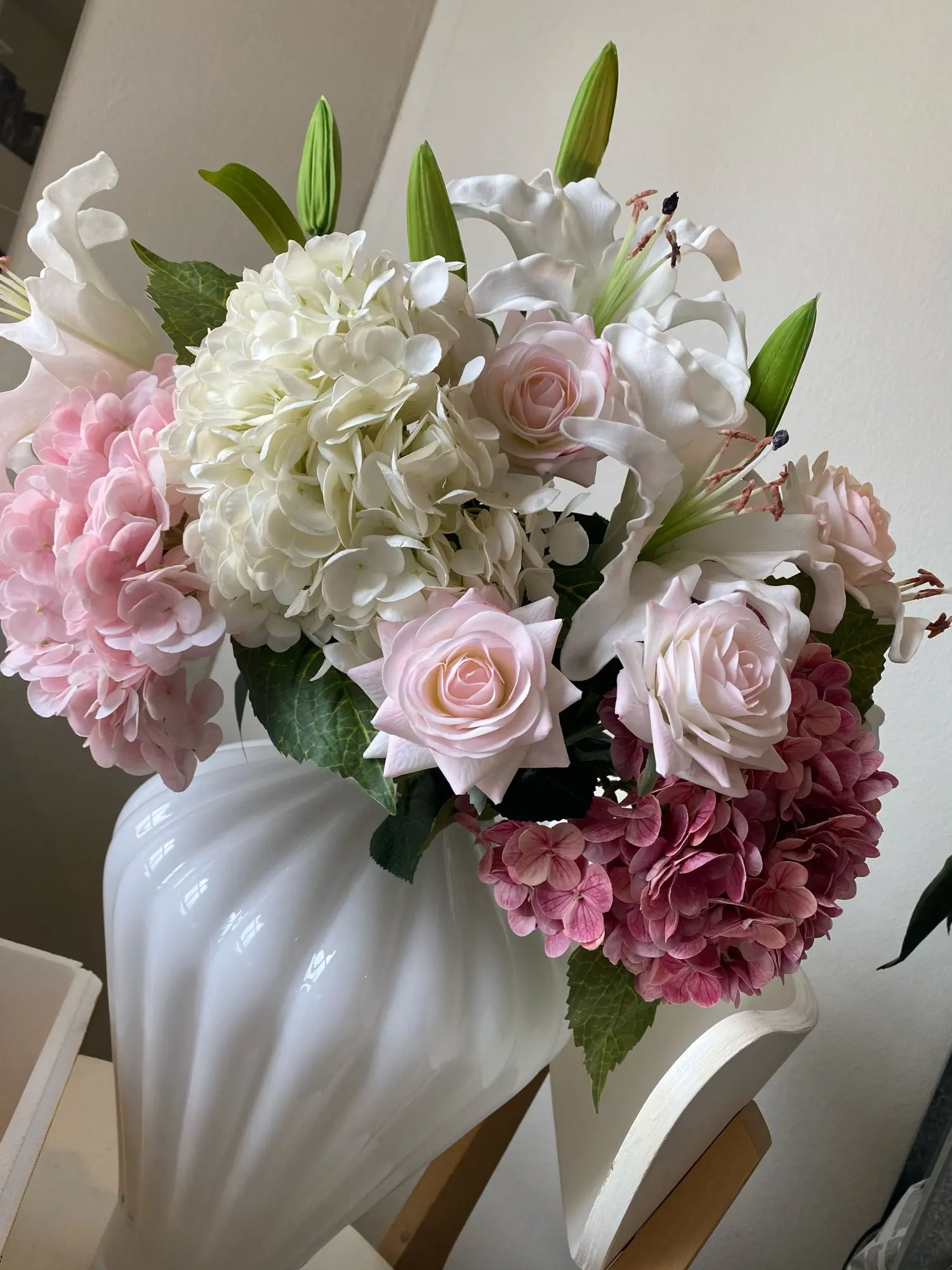 Lifelike Real Touch Hydrangeas - Elegant Decor for Any Occasion photo review