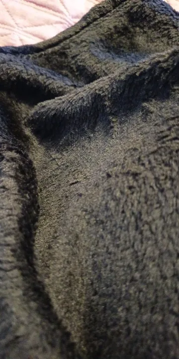 Cozy Coral Fleece Blanket - Luxurious Softness for All Seasons photo review