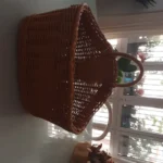 Wall Mounted Vegetable and Fruit Basket, Simulated Rattan Hanging Basket, Plastic Wall-mounted Hanging Basket, Home Decoration photo review