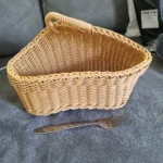 Wall Mounted Vegetable and Fruit Basket, Simulated Rattan Hanging Basket, Plastic Wall-mounted Hanging Basket, Home Decoration photo review
