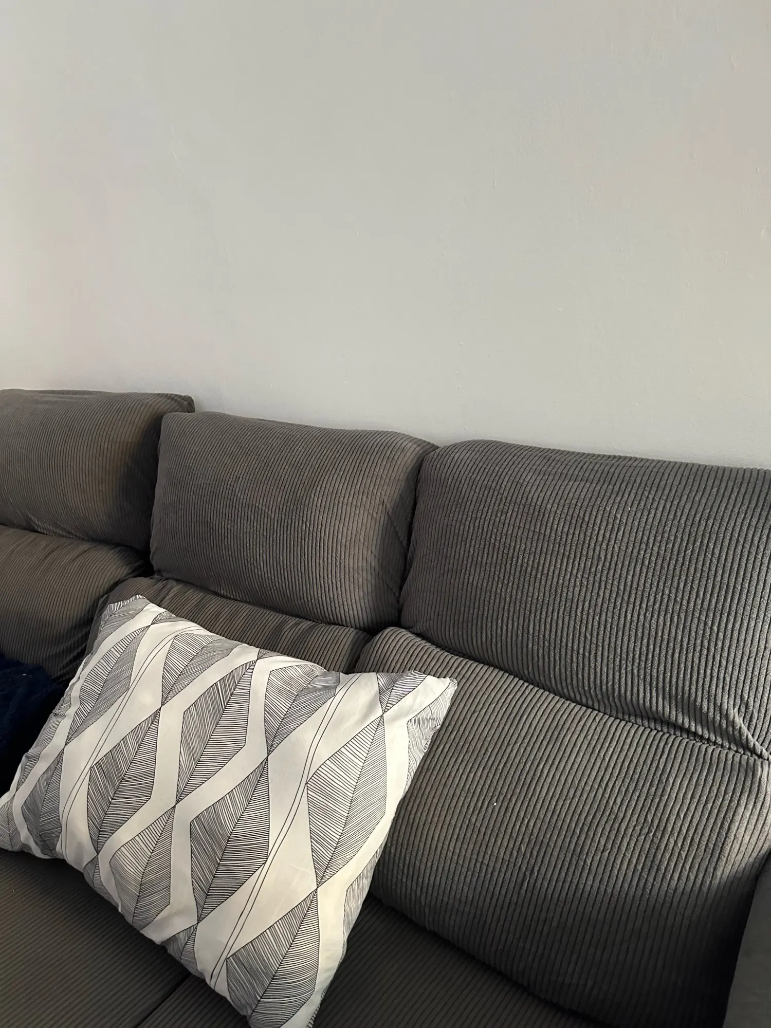 Elegant Jacquard Sofa Seat Cover - Easy-Clean Stripe Design photo review