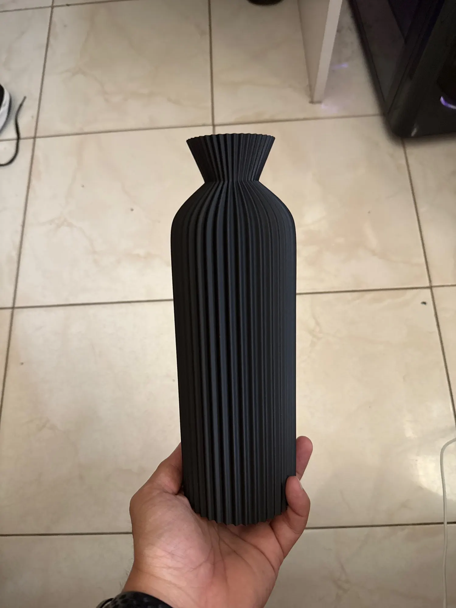 Modern Black Plastic Vase - Chic Boho Decor for Every Room photo review