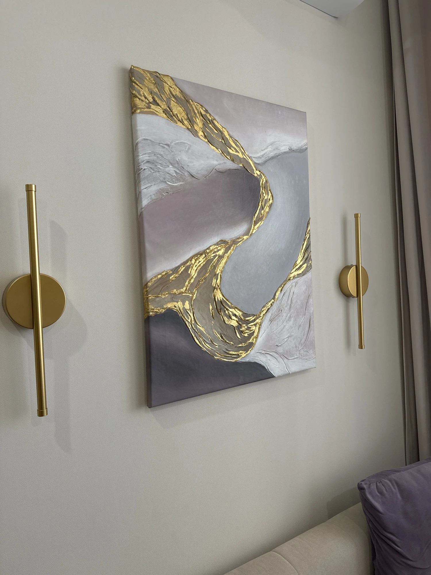 Elegant Handmade Acrylic Oil Painting with Golden Foil Accents photo review