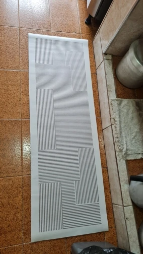 New 1 pc Japanese style soft kitchen diatomite mud floor mat, super anti slip, super absorbent, easy to handle carpet photo review