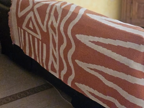 Chic Boho Chenille Sofa Towel with Tassels - Versatile Beach & Picnic Blanket photo review