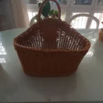 Wall Mounted Vegetable and Fruit Basket, Simulated Rattan Hanging Basket, Plastic Wall-mounted Hanging Basket, Home Decoration photo review