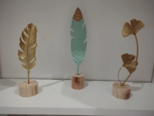 Elegant Nordic Gold Ginkgo Leaf Sculpture for Chic Decor photo review