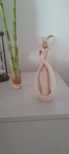 Nordic Style Creative Home Decor: Embracing Couple Sculpture for Office, Bookshelf, Living Room, Bedroom, Tabletop Decoration photo review