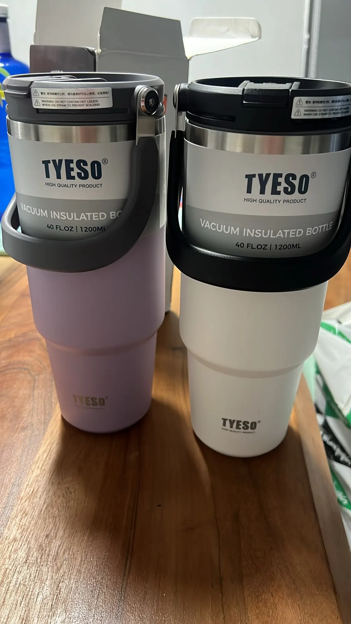 Sleek Tyeso Stainless Steel Thermos - Perfect for Hot & Cold Drinks photo review