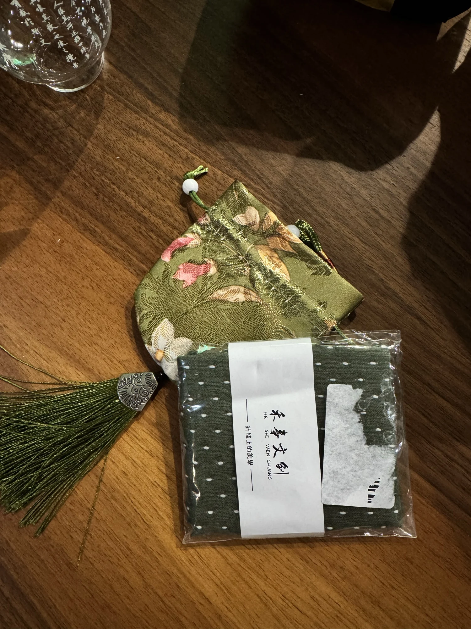 Elegant Woven Cotton Tea Towel for Ceremonial Perfection photo review