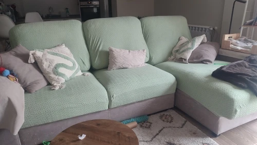 Elegant Jacquard Sofa Cover - Soft, Stretchy Protection for All Sofas photo review